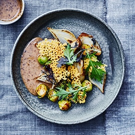 Gebakken spruitjes en aardpeer met kaas en truffeltapanade (op basis van Knorr kaassaus)